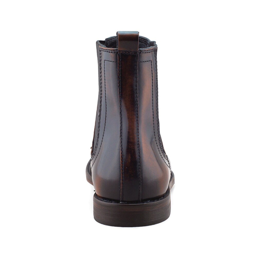 Bota Chelsea Dasalo En Piel Vacuno Color Café Camaleón Con Costuras Artesanales Y Tirador Trasero