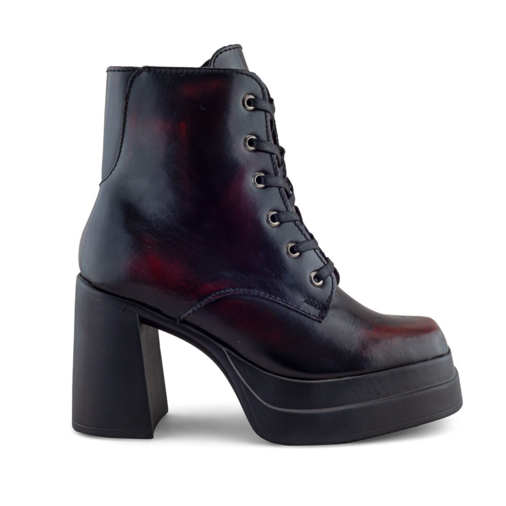 Bota De Piel Con Plataforma Y Tacón Ancho En Camaleón Vino - Image 3