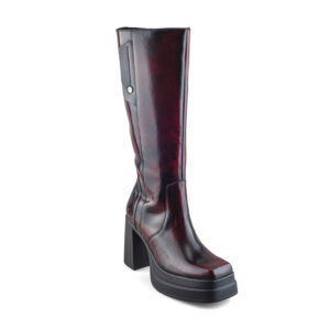 Bota Alta Cuadrada En Piel Vacuno Vino Con Plataforma Para Mujer