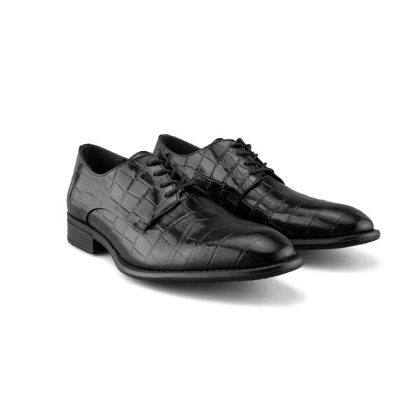 Zapato Derby En Piel Negra Grabada Para Hombre