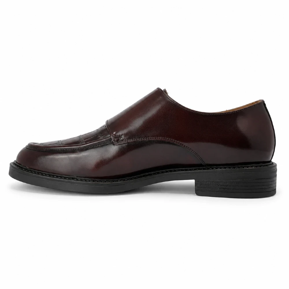 Perfil interior de zapato monkstrap de vestir para hombre